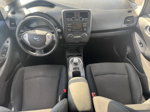 2015 Nissan LEAF SV