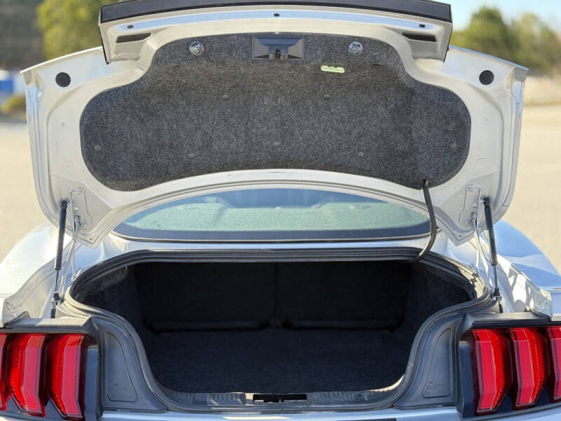 2019 Ford Mustang EcoBoost Premium