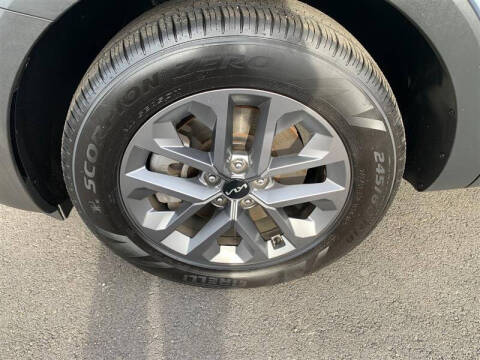 2024 Kia Telluride LX