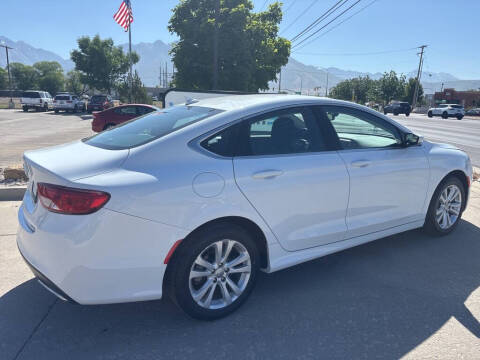 2016 Chrysler 200 Limited