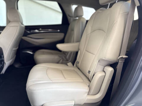 2021 Buick Enclave Essence