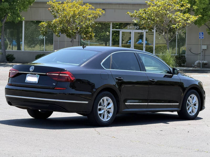 2017 Volkswagen Passat 1.8T S