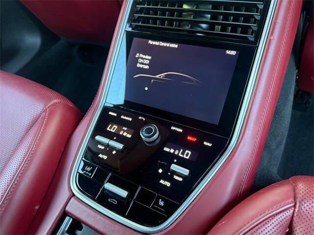 2019 Porsche Panamera GTS