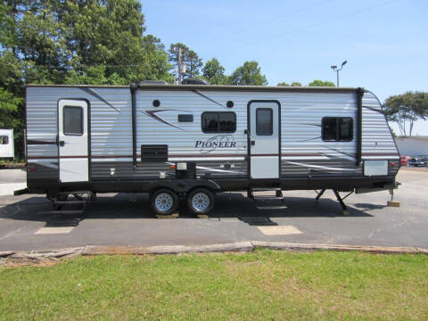 2019 Heartland Pioneer 270BH for sale at Easley Camper Sales in Easley SC