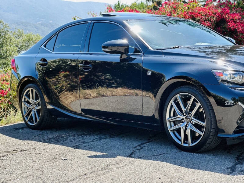 2016 Lexus IS 200t