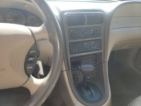 2000 Ford Mustang GT