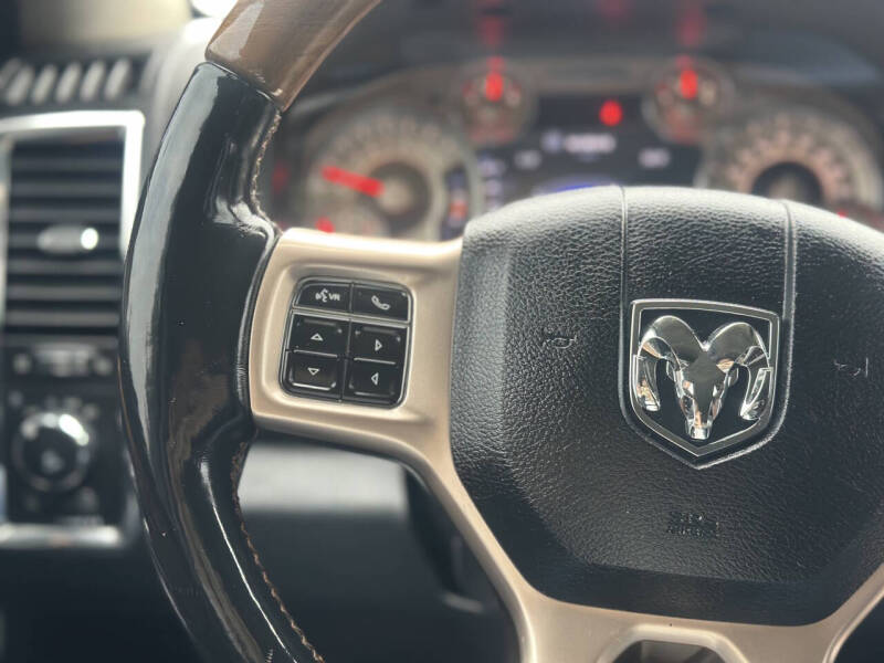 2015 RAM 1500 Laramie Limited