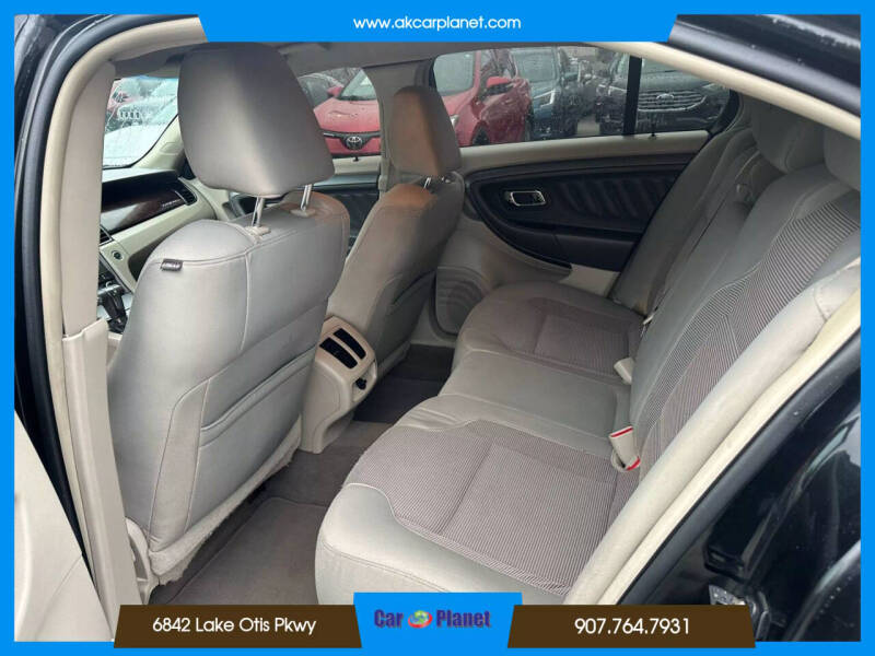 2011 Ford Taurus SEL