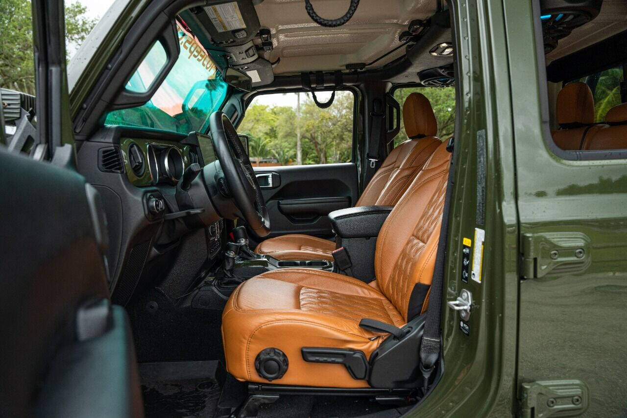2021 JEEP Gladiator Pickup - $55,999