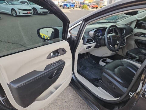 2022 Chrysler Pacifica Touring L