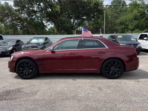 2018 Chrysler 300 Touring