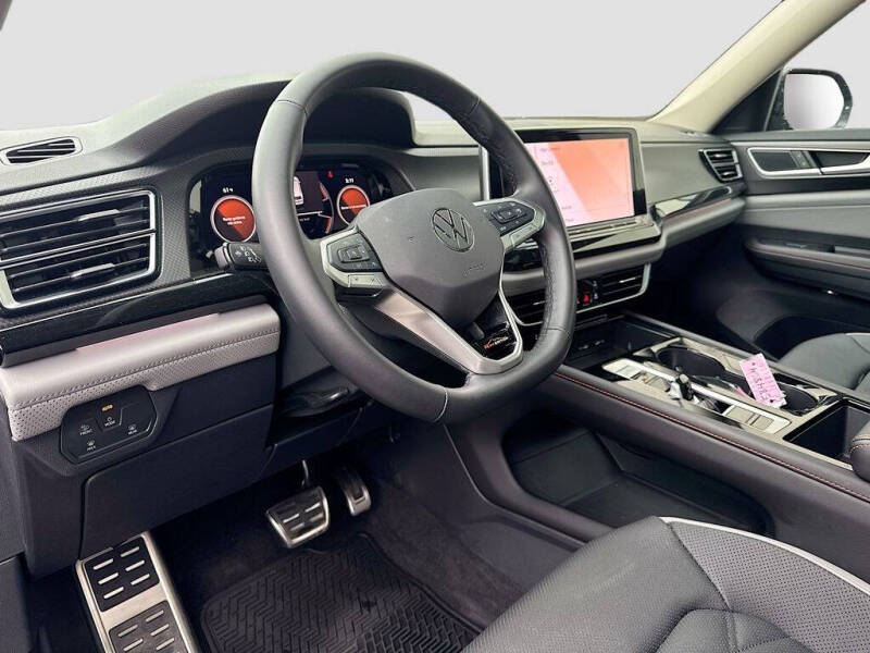 2025 Volkswagen Atlas Peak Edition 4Motion