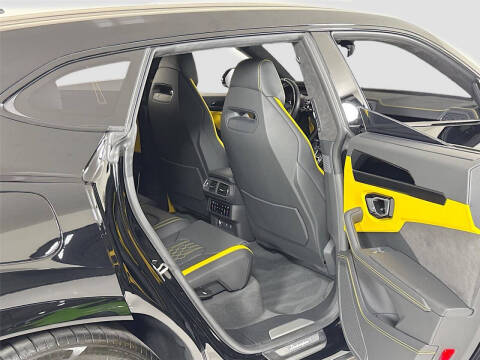 2024 Lamborghini Urus S
