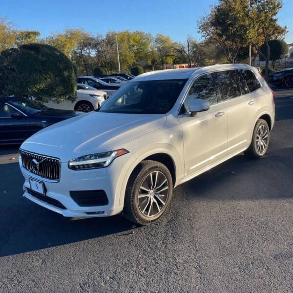 2020 Volvo XC90 T5 Momentum