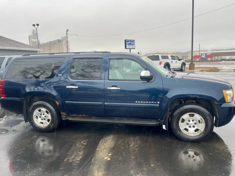 2007 Chevrolet Suburban for sale at Iowa Auto Sales, Inc in Sioux City IA