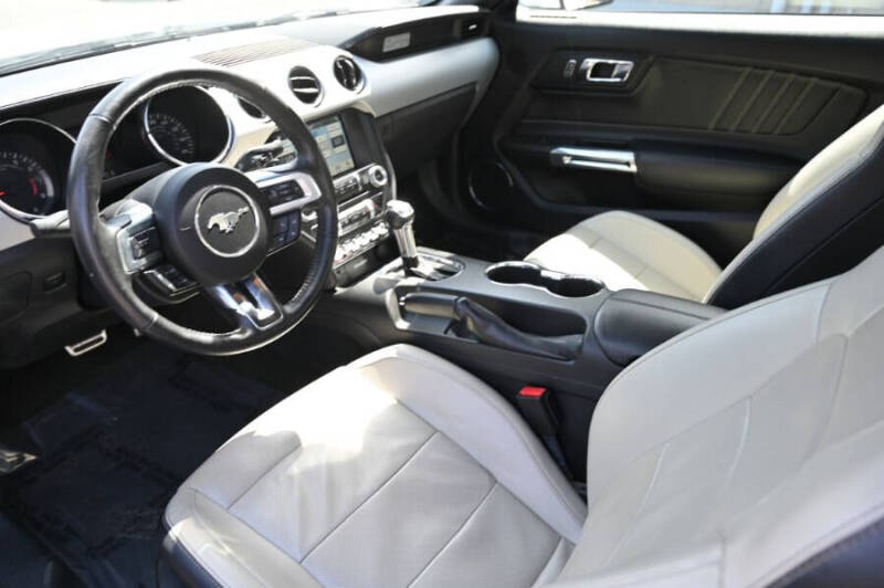 2017 Ford Mustang