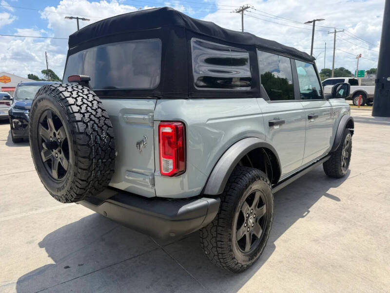 2022 Ford Bronco Black Diamond Advanced