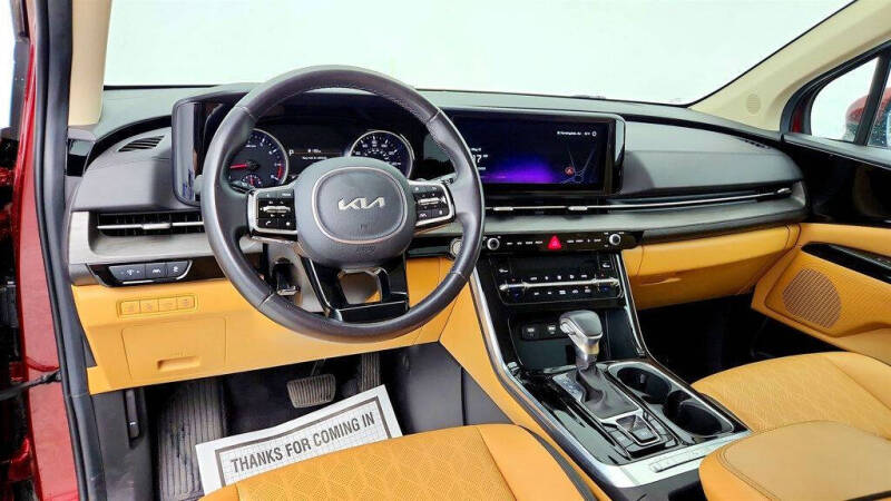 2024 Kia Carnival EX