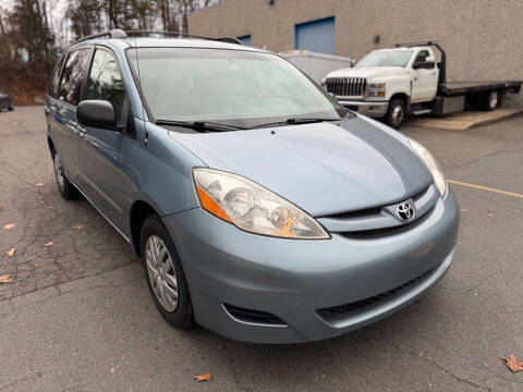 2008 Toyota Sienna LE 7-Passenger