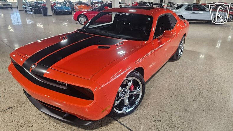 2009 Dodge Challenger SRT8