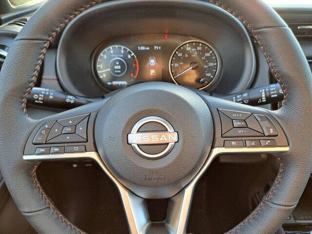 2024 Nissan Kicks SR