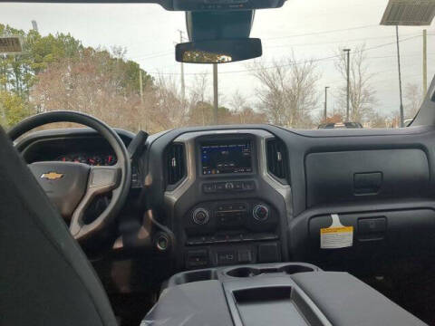 2025 Chevrolet Silverado 3500HD CC Work Truck