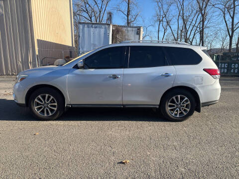 2016 Nissan Pathfinder SV