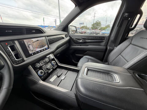 2023 GMC Yukon XL Denali