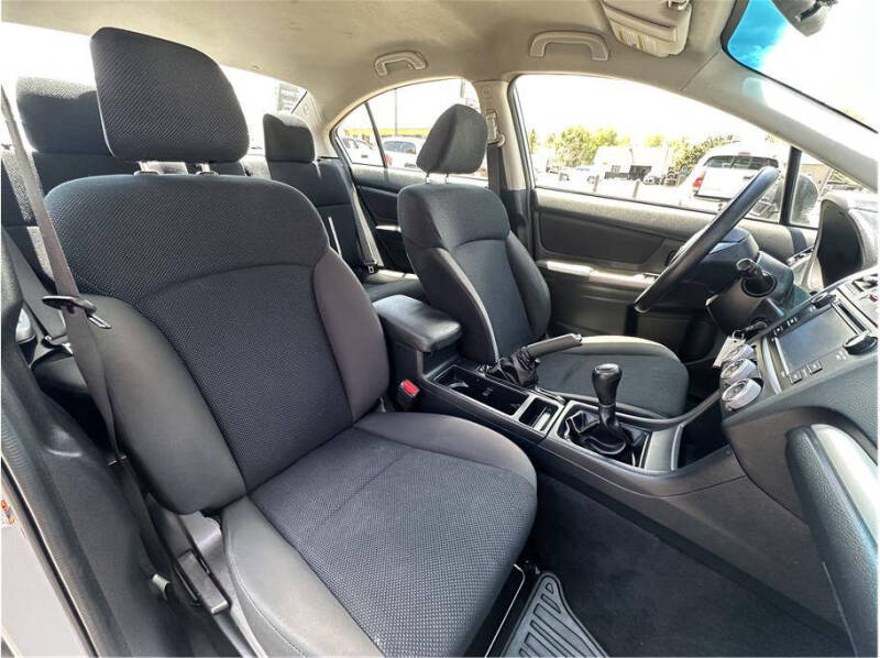 2016 Subaru Impreza 2.0i