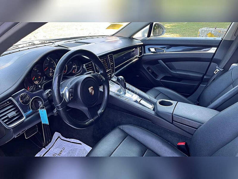 2011 Porsche Panamera
