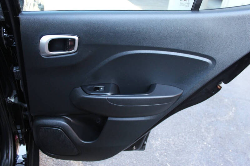 2022 Hyundai Venue SE