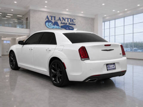 2021 Chrysler 300 S V6
