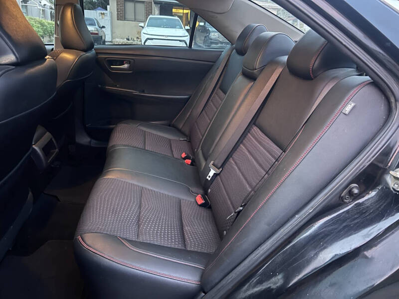 2015 Toyota Camry SE