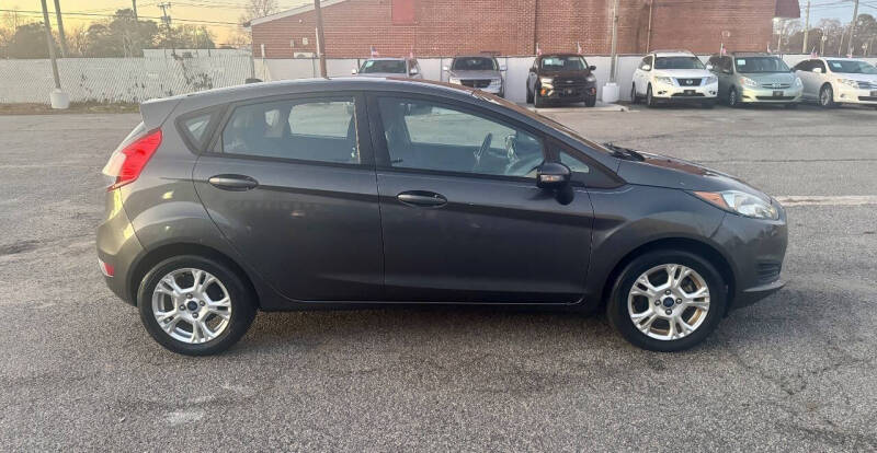 2016 Ford Fiesta SE
