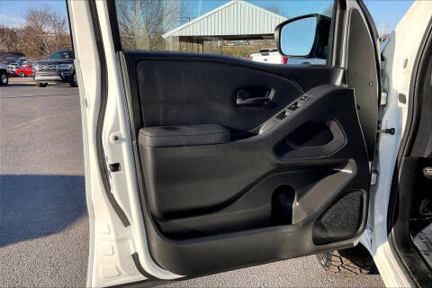 2022 Nissan Frontier S