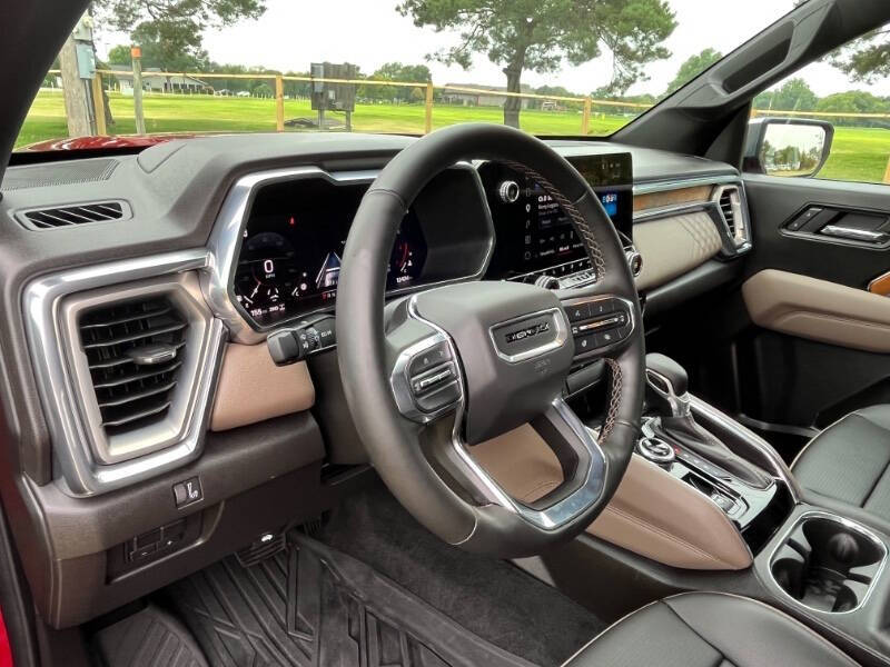 2025 GMC Canyon Denali