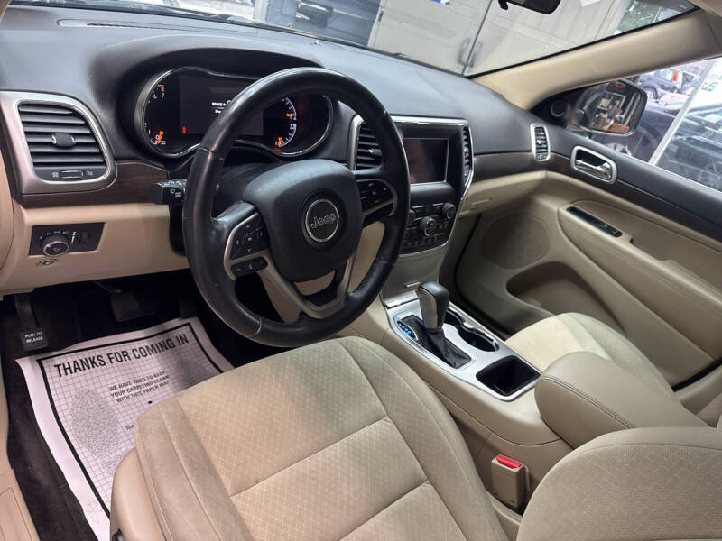 2018 Jeep Grand Cherokee Laredo