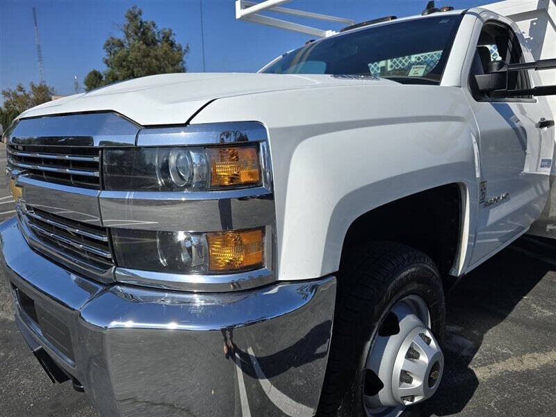 2017 Chevrolet Silverado 3500HD CC