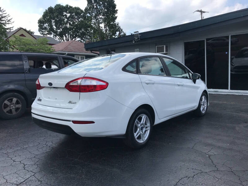 2018 Ford Fiesta SE