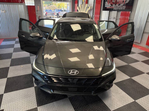 2024 Hyundai Elantra Limited