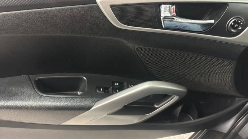 2015 Hyundai Veloster