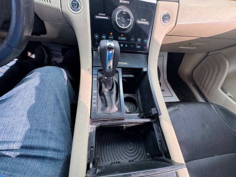 2018 Ford Taurus Limited