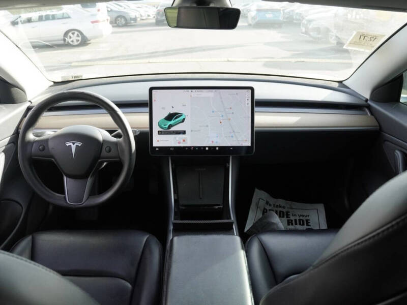 2019 Tesla Model 3 Standard Range Plus