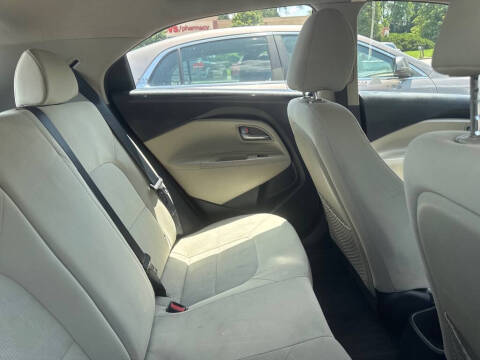 2013 Kia Rio 5-Door LX