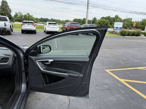 2017 Volvo S60 T5 Dynamic