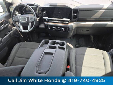 2024 GMC Sierra 1500 Elevation Standard