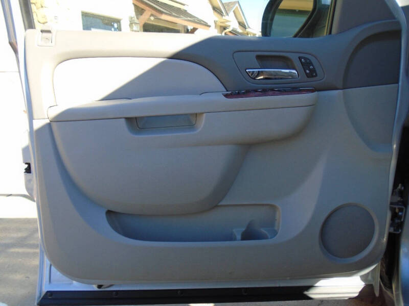 2014 Chevrolet Suburban LT