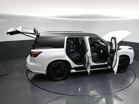 2026 Infiniti QX80 Sport