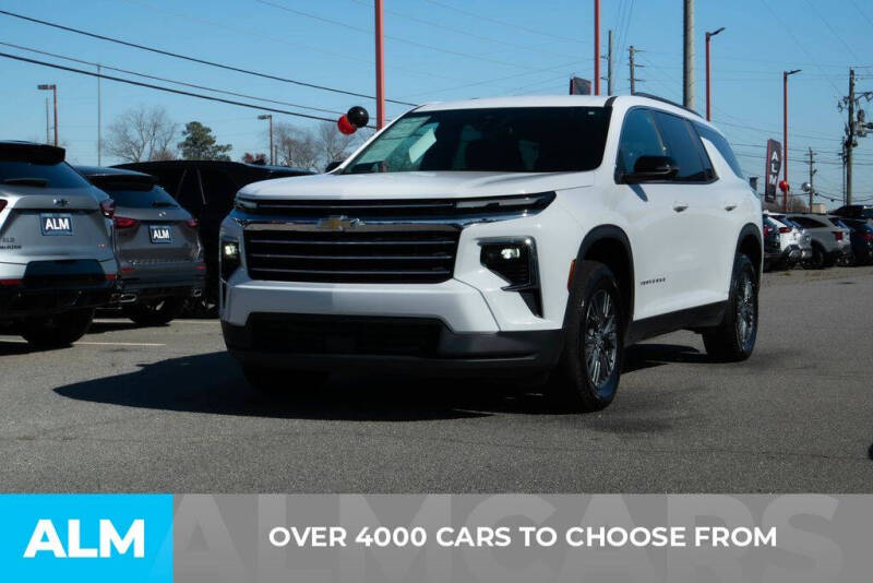 2024 Chevrolet Traverse LT