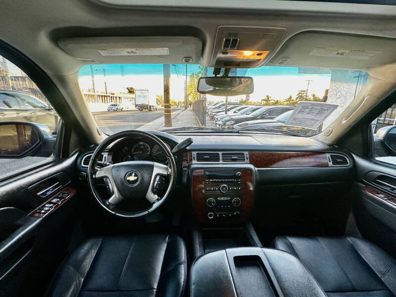 2011 Chevrolet Avalanche LT